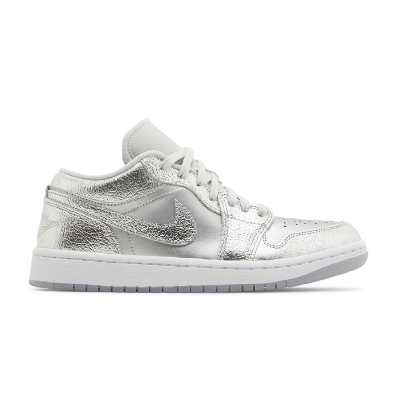 170CE984-BC0D-4A62-9BBF-6E96B32DF61C-1.png Nike Air Jordan 1 Low 'Metallic Silver' - Image 1