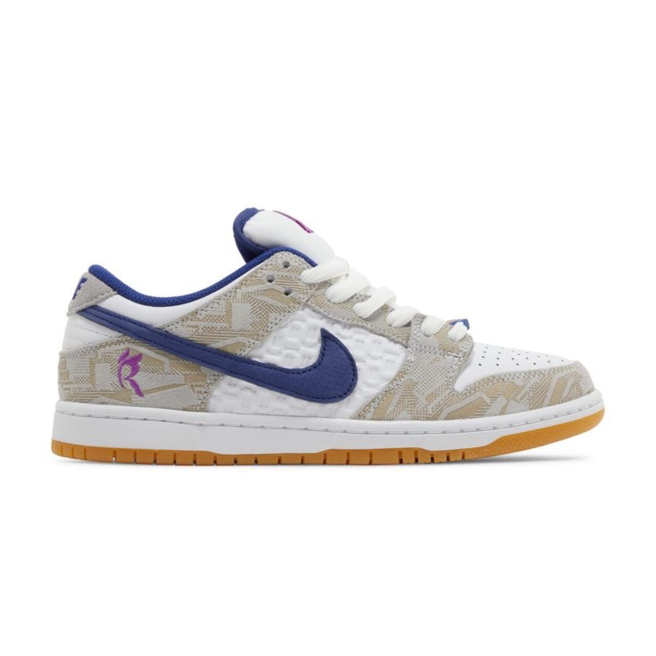 Nike SB Dunk Low x Rayssa Leal (Women) Nike SB Dunk Low x Rayssa Leal (Women) - Image 1